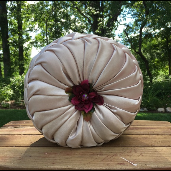 Other - Handmade tufted round silky flower decorative throw pillow